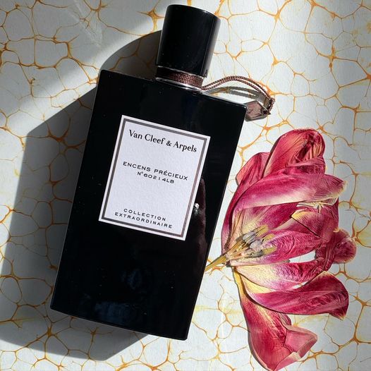Van Cleef en Arpels Encens Precieux 2ml 0,06 oz officieel parfummonster Van Cleef en Arpels Encens Precieux 2ml 0,06 oz officieel parfummonster