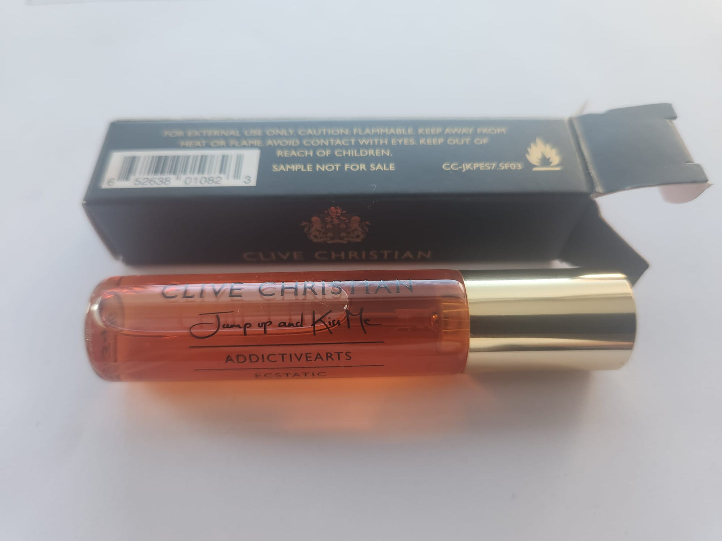 officieel parfumstaaltje of Clive Christian Addictive Arts JUMP Up And KISS Me ECSTATIC 7.5 ml 0,25 fl oz